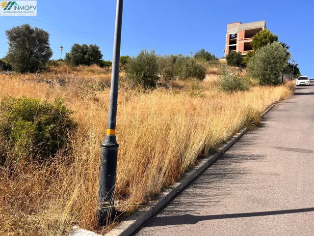 Inmobiliaria Pías Valencia ofrece a la venta PARCELA URBANA  - foto 2