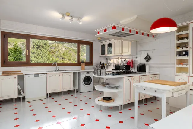 Chalet 5 habitaciones 569m² en venta - Riviera del sol — 28