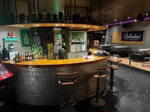 Oportunidad de Inversión: Se vende local comercial en Patrai - foto 5