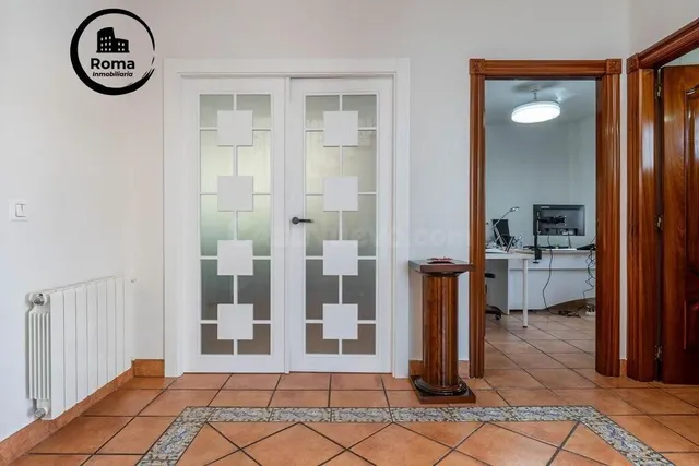 Espectacular casa en Nueva Otura - foto 4