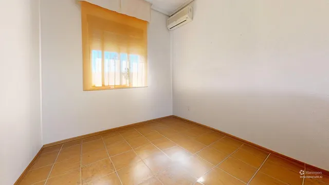 ¡¡ PARCELA EN PROINDIVISO CON VIVIENDA EN AVDA. DEL AEROPUERTO !! — 21