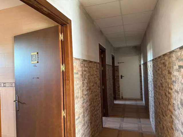 Viñedo de 24,40ha 1300m2 naves y 400m2 restaurante — 47