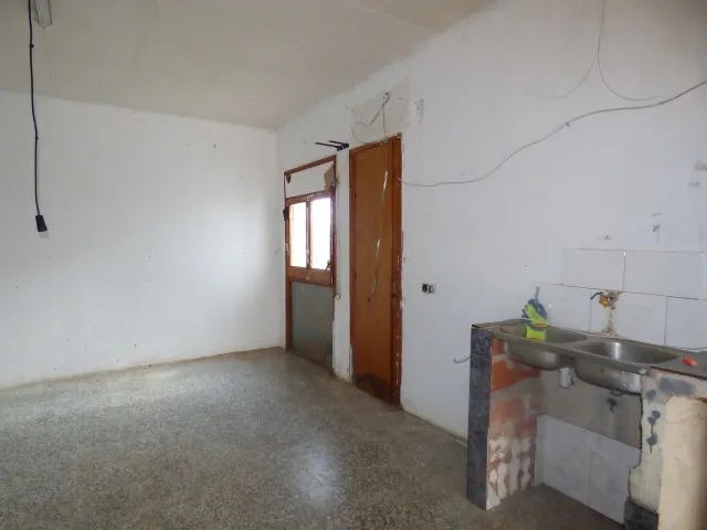 Casa en Blanes con Vistas y Potencial de Reforma por solo €199,000 — 30
