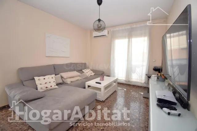 PRECIOSO ÁTIO CON TERRAZA Y TRES BALCONES — 4