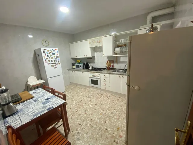 Casa de tres plantas con amplias terrazas y espacios luminos - foto 4