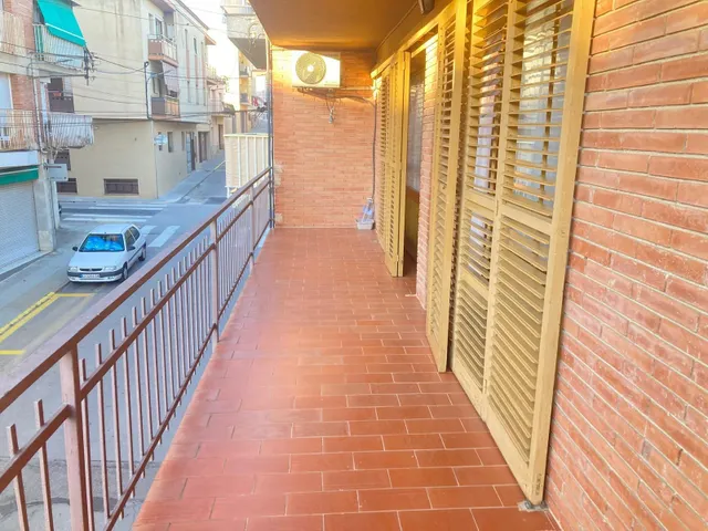 Edificio con local y 2 viviendas en Tordera — 29