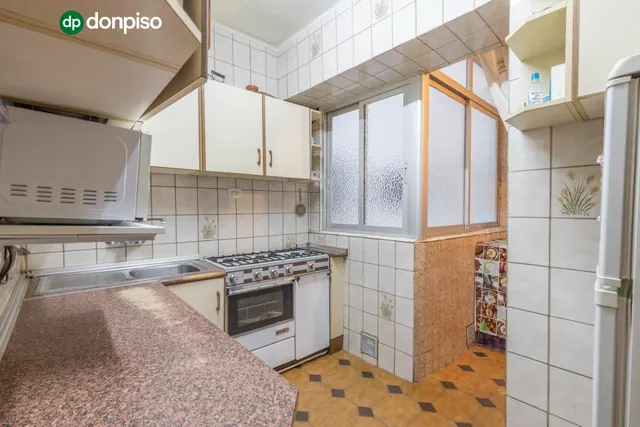 Piso amplio de tres dormitorios en ribera del genil-camino de ronda — 11