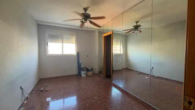 Vivienda de dos habitaciones en zona centrica de alaquas — 12