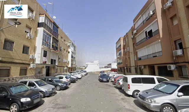Venta piso en Alcalá de Guadaira (Sevilla) — 2