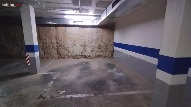¡¡ PARKING EN VILANOVA I LA GELTRÚ - ZONA CENTRO !! - foto 3