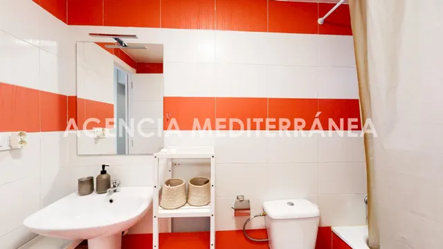 AMPLIA VIVIENDA DE 3 habitaciones JUNTO AL MERCADO MUNICIPAL DE PICASSENT — 23