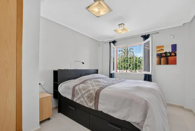 Residencial Zeniamar VIII – Acogedor adosado en esquina con solárium, piscina comunitaria, garaje y trastero — 20