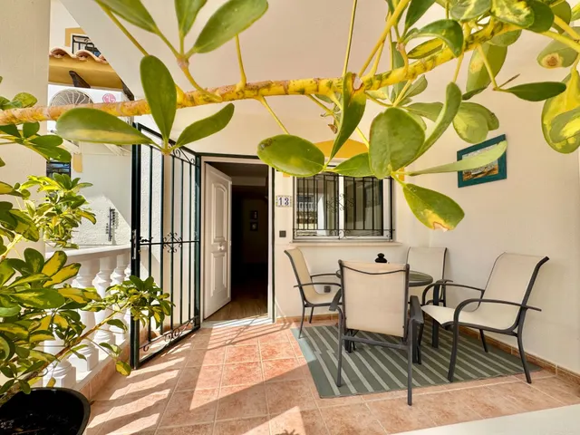 Casa 3 habitaciones 90m² en venta - Lomas de Cabo Roig — 34