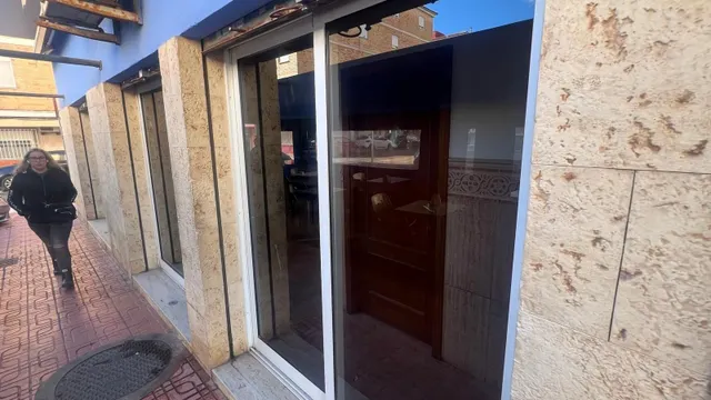 Local comercial 71m² en venta - Estacion de autobuses — 33