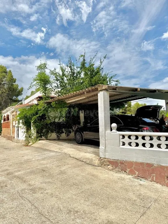 GRAN CHALET CON PISCINA PROPIA EN GANDIA, 4 HAB, 2 BAÑOS - foto 5