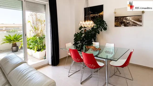 GRAN ÁTICO CON 3 TERRAZAS EN URBANIZACIÓN DE LUJO — 8