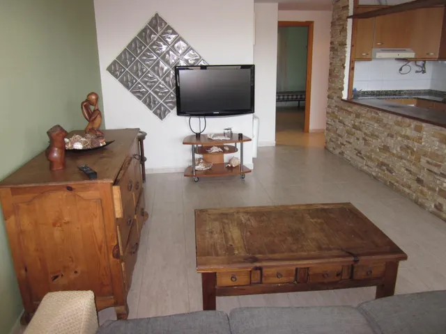 Apartamento a 50 mts de La Playa Cala Crancs 2 habitaciones piscina y parking — 15