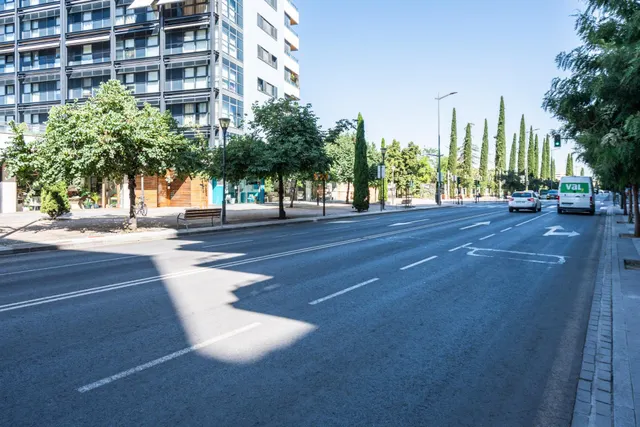 Amplia vivienda junto METRO Recogidas a estrenar! — 17