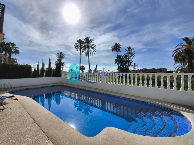 FANTÁSTICO CHALET CON PISCINA Y VISTAS AL MAR EN EL ALAMILLO - foto 2