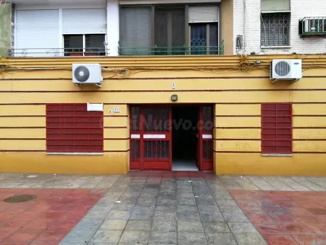 Venta de piso en Sevilla - foto 2