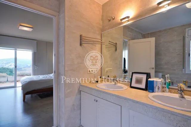 Casa independiente en venta en Teià — 13