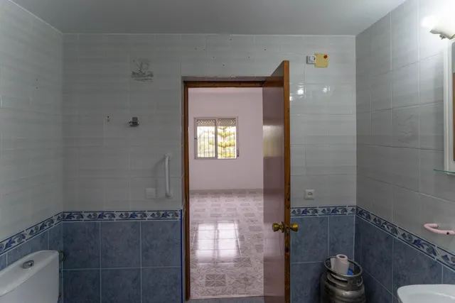 Exclusivo Chalet en Alhaurín el Grande con Piscina y Amplias Vistas — 41