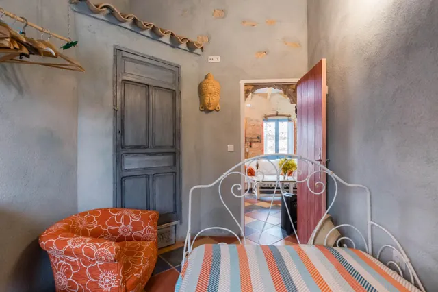 Se vende chalet único - Un rincón dónde habita el arte — 22