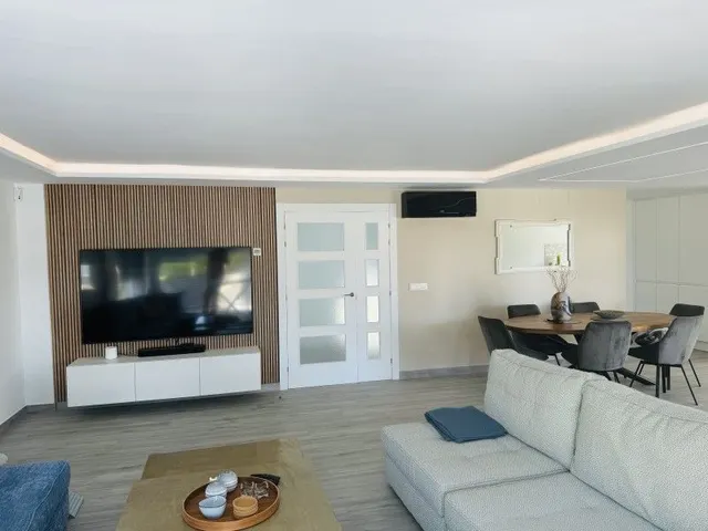 Villa 4 habitaciones 350m² en venta - Pueblo — 24
