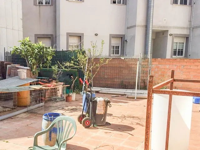 TERRENO URBANO EN RIPOLLET CON PARKING — 2