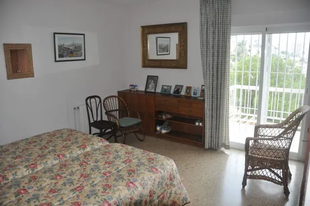 BONITO CHALET en PLAYA PONIENTE — 22