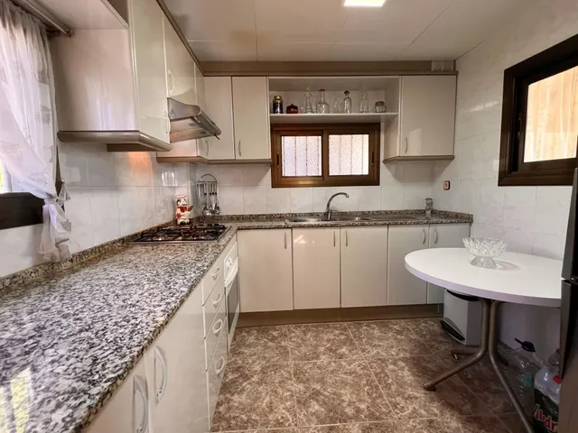 Preciosa Casa con piscina — 15
