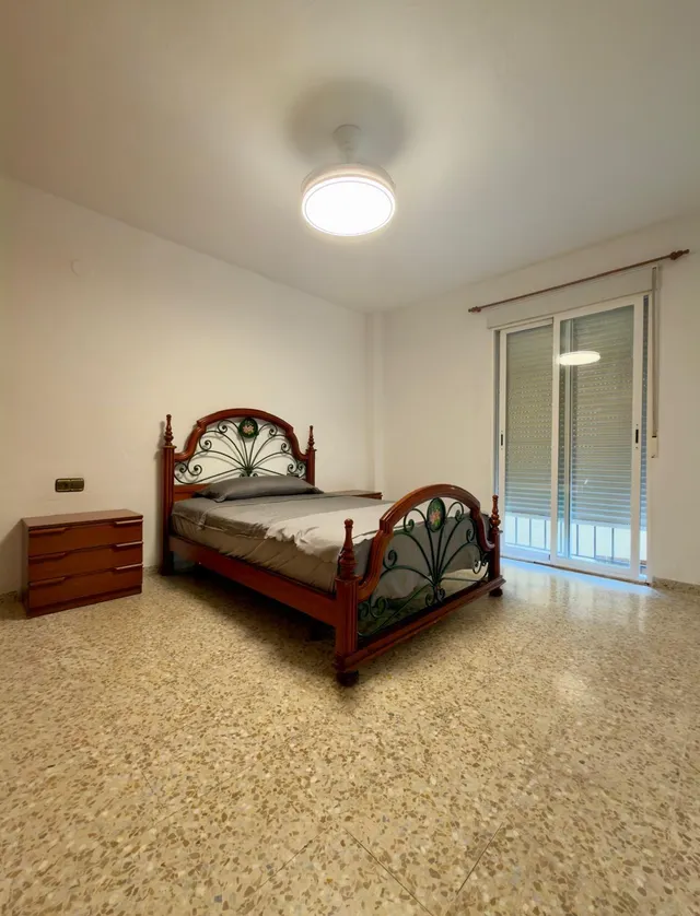 ¡Estrena tu nuevo hogar en Granada: recién reformado, totalmente amueblado y listo para entrar a vivir! — 27