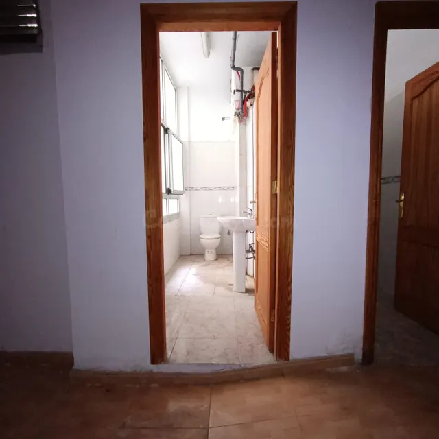 Local comercial 310m² en alquiler - Paseo de Chil - foto 4