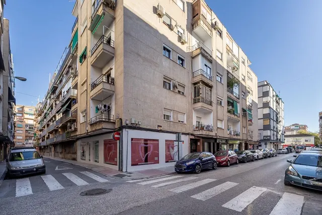 PISO DE 4 DORMITORIOS EN EL ZAIDIN — 22
