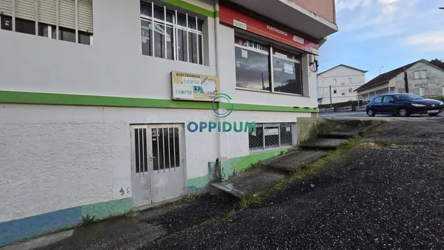 Venta Local comercial en esquina en Cariño, A Coruña - foto 3