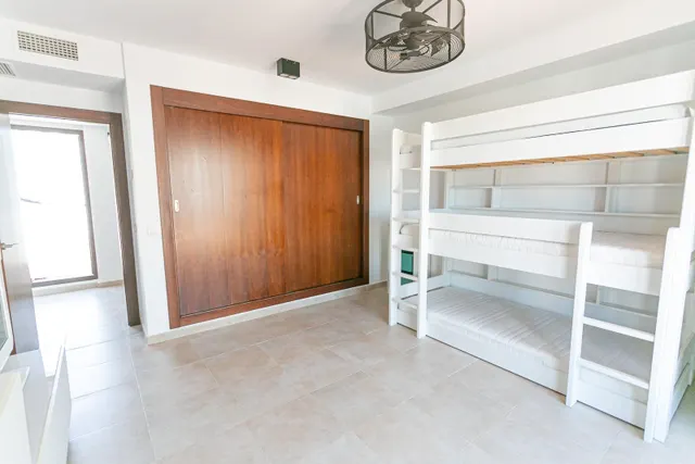 Precioso Atico Triplex de 4 dormitorios en Altos de los Monteros en perfecto estado — 22