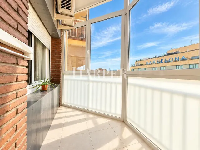 Piso luminoso de 3 habitaciones en Poble-sec — 7