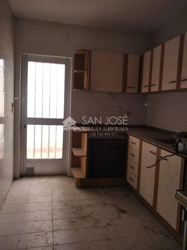 VENTA DE NAVE EN TORRELLANO — 26