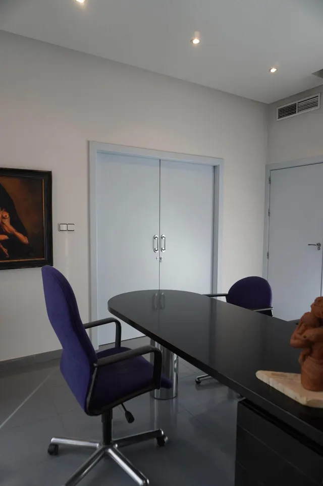 Local comercial 164m² en alquiler - Juan Carlos I — 20