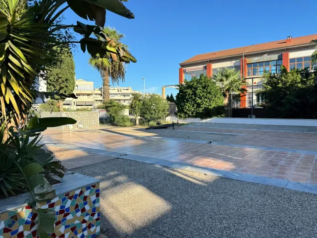 Local comercial 1 habitación 160m² en venta - Los Dolses