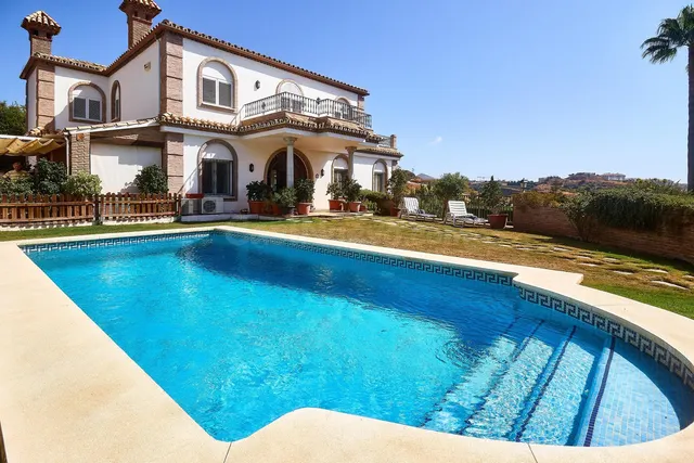 Chalet 4 habitaciones 483m² en venta - Riviera del sol