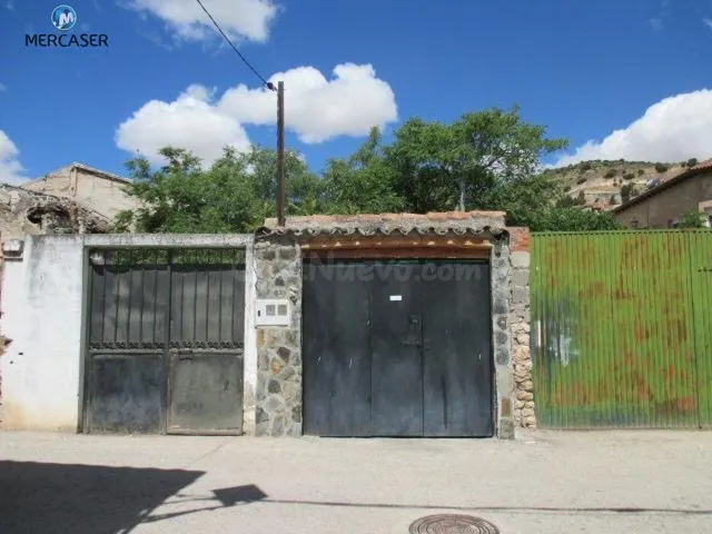 Terreno urbano de 732 m2. Máximo 4 viviendas - foto 2