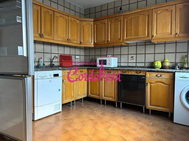 MAGNIFICA CASA EN ZONA SAN PEDRO CON 2 GARAJES, PLAZAS DE MOTOS Y PISCINA!!!! — 17