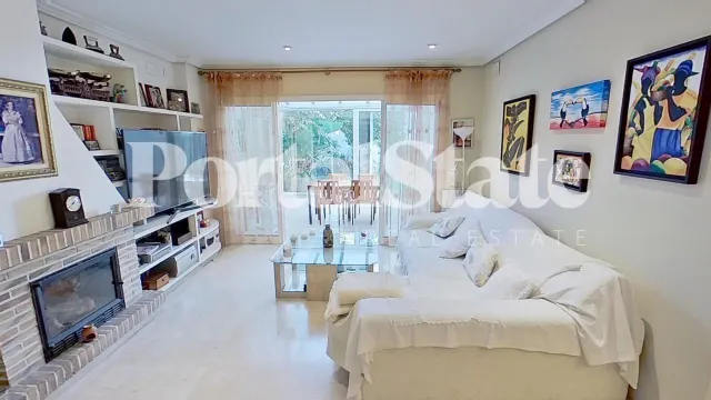 Pareado 6 habitaciones 226m² en venta - En Corts - foto 3
