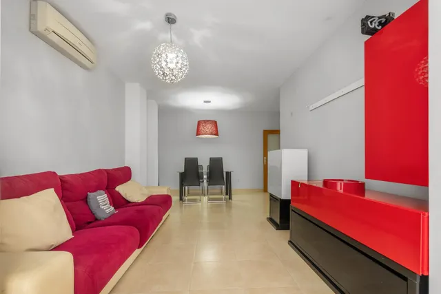 Amplia vivienda de 4 dormitorios en zona céntrica – Calle San Pascual (junto a Calle Orihuela) — 6