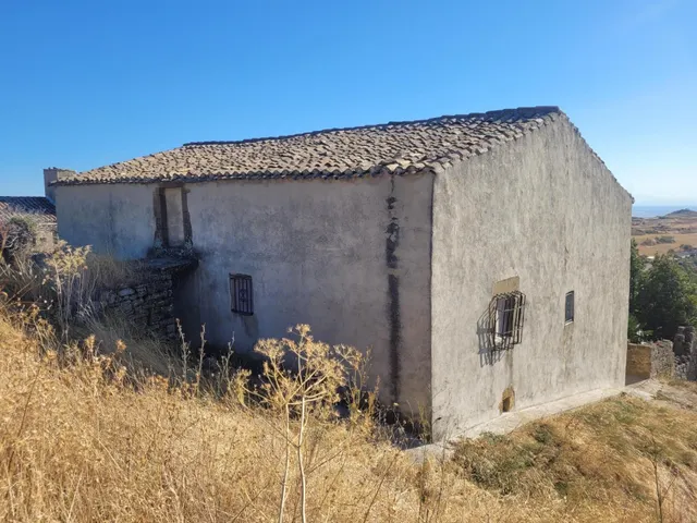 CASA CON CORRAL y TERRENO EN SAN MARTÍN DE UNX — 41