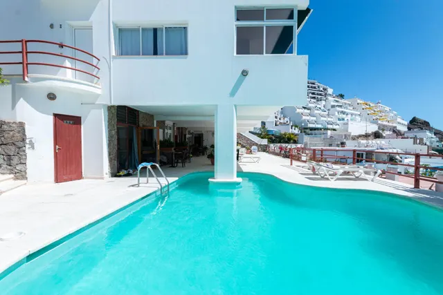 Estudio con bonitas vistas en Puerto Rico — 12