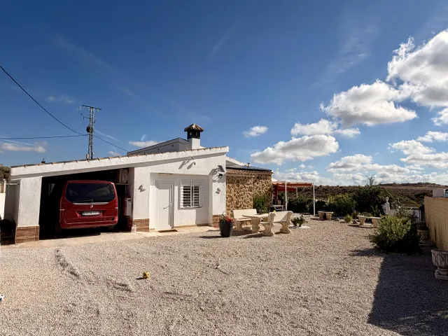 Villa 3 habitaciones 135m² en venta - Blanca — 28