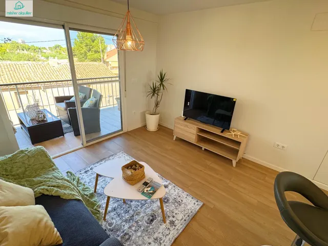 APARTAMENTO DE LUJO RECIÉN REFORMADO EN EL CAMPELLO ENTRE SAN JUAN PUEBLO Y PLAYA — 42