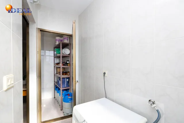 Casa de 6 dormitorios con piscina privada, terrazas y espectaculares vistas en Órgiva – Granada — 21